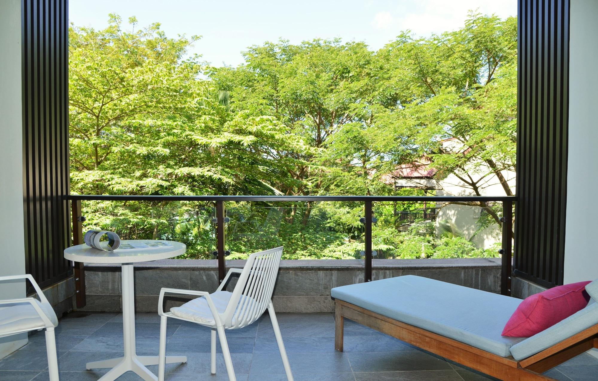 Eden Bleu Hotel Екстериор снимка